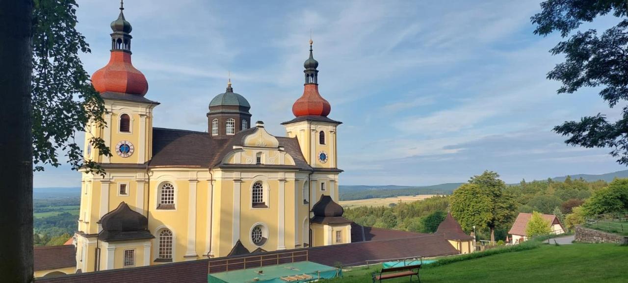Apartman Novohradky 22 Benesov nad Cernou Buitenkant foto